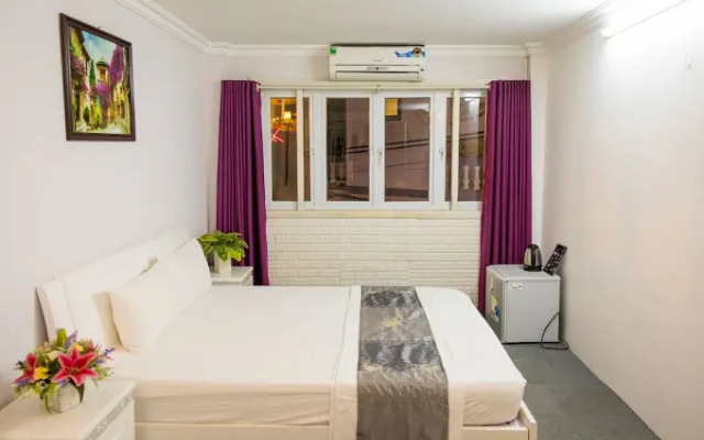 Hong Gia Tue Hotel