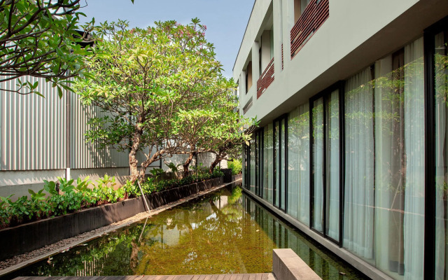 Miers Kuningan ARTOTEL Curated