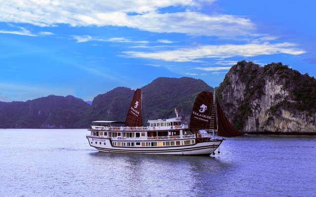 Viola Cruise Halong Bay