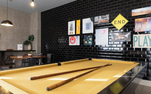 Vista Incrível com piscina e academia