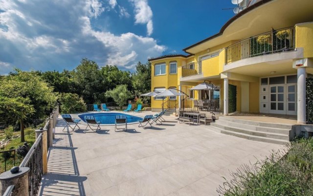 Nice Home in Kostrena With Wifi and 5 Bedrooms