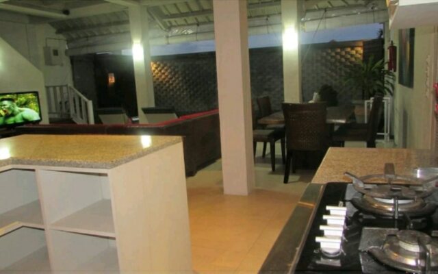 Sunshoot Villa Sandat