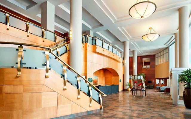 Sheraton Suites Calgary Eau Claire