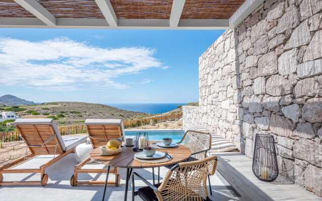 Ariadne Suites