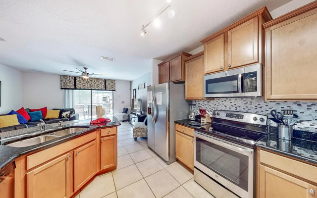 Fantastic Cypress Pointe Vacation Home