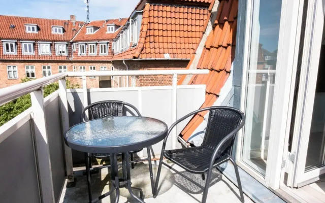 Beautiful 2-bed Apartment