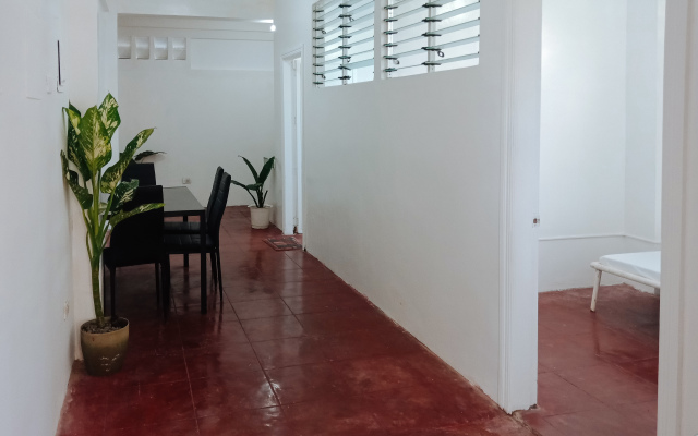RedDoorz @ Southern Suites Guimaras