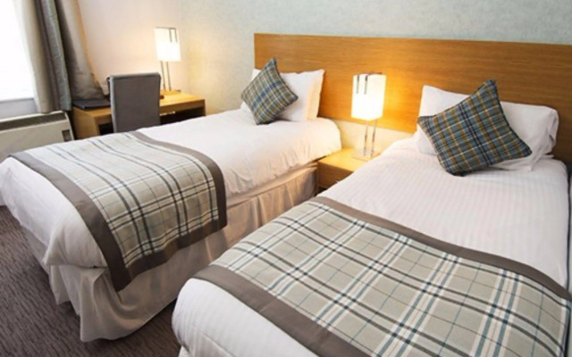 West Port Hotel
