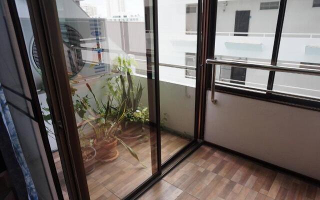 1 Bedroom View Swimming Pool 316 Jhr