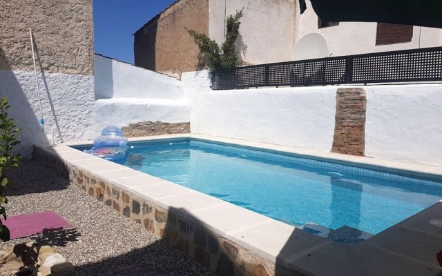Villa with 5 Bedrooms in Murchas, with Private Pool And Enclosed Garden - 30 Km From the Slopes