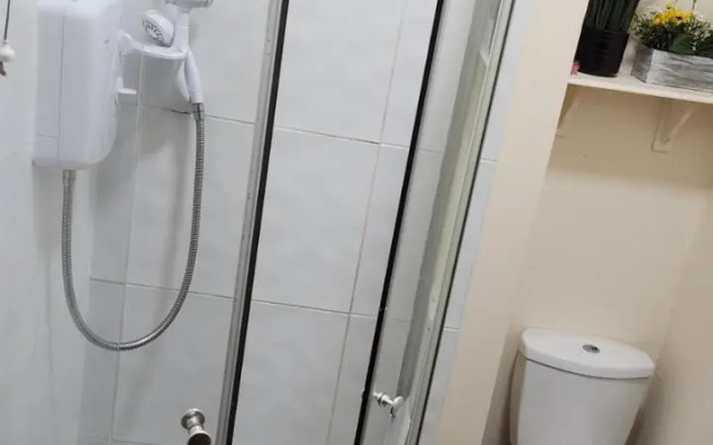 Wolverhampton City Centre - 1-bed Flat - Sleeps 3
