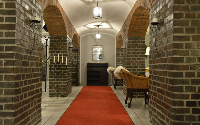 Land- und Golfhotel Alte Fliegerschule