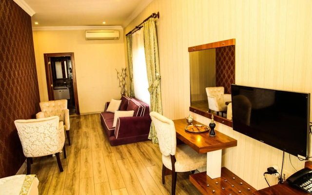 Tughan Hotel