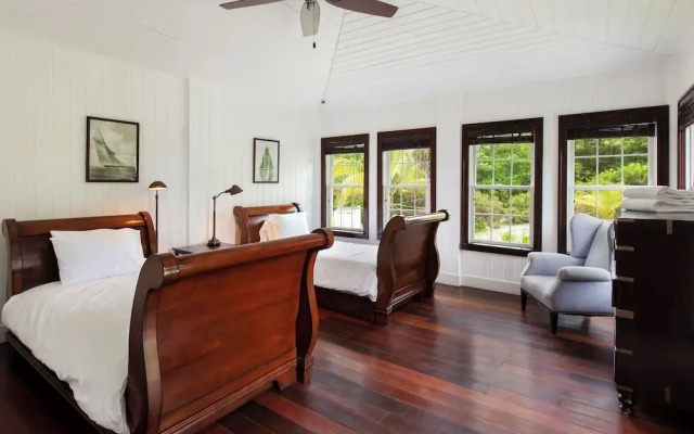 Pura Vida Paradise Luxury Tropical Villa