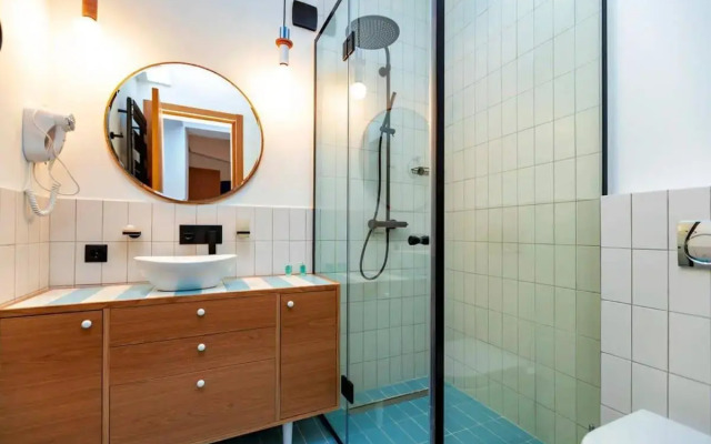 Stylish 2BR apt w huge terrace in Old Tbilisi