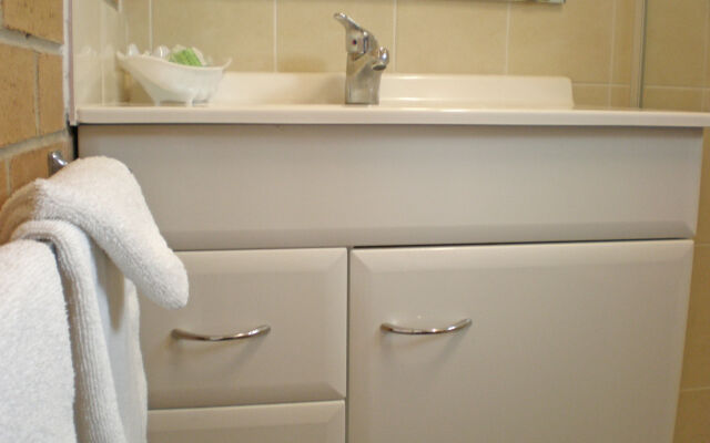 White Lanterns Motel