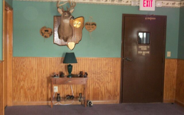 Mohican Little Brown Inn Loudonville