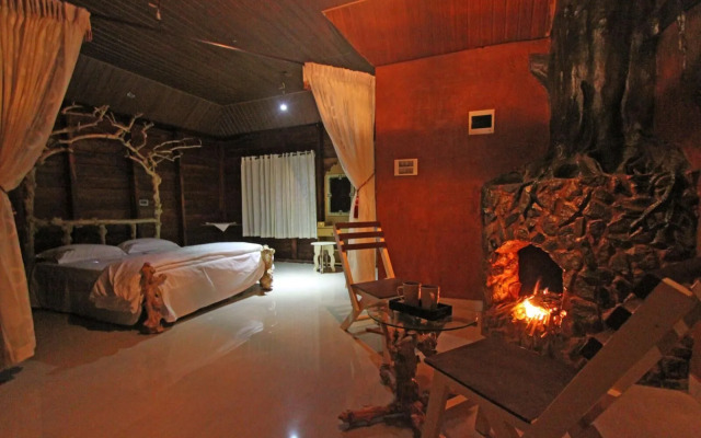 Pugmarks Jungle Resort