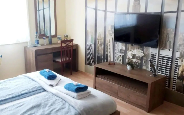 Szent Miklos Apartman