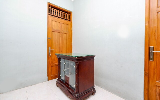 Griya Widya Syariah by OYO Rooms