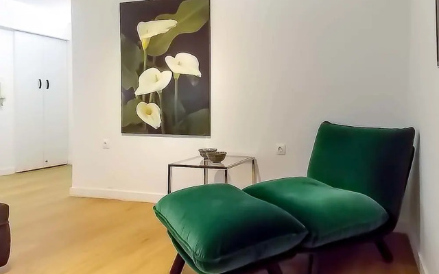 Plaka Hidden Jewel - Acropolis