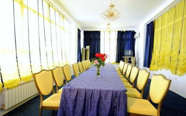 Bleumarin Spa Hotel