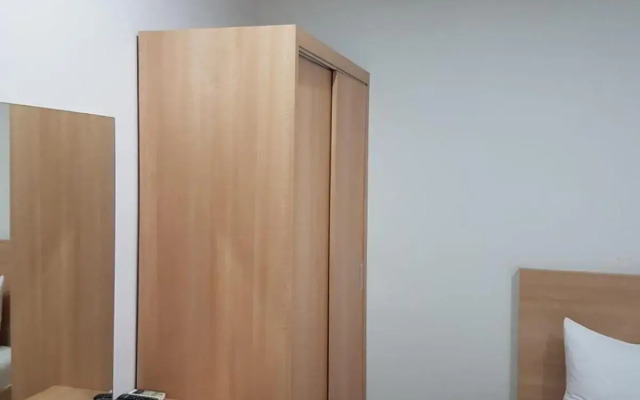 RedDoorz Plus @ SCBD
