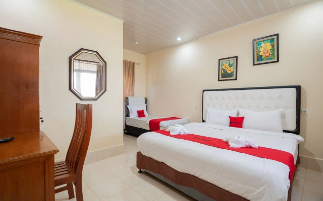 RedDoorz Syariah near Tirtasari Sonsang dan Banto Royo