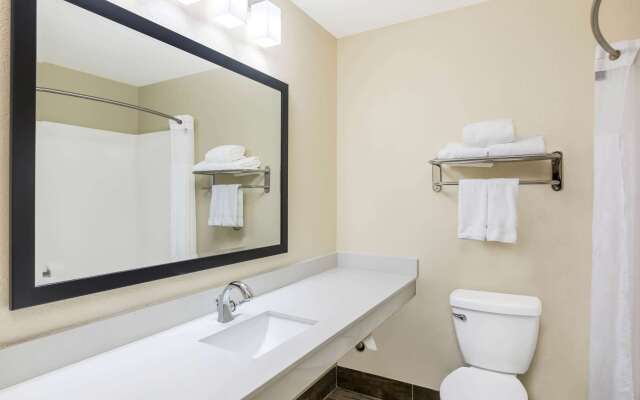 AmericInn by Wyndham Prairie du Chien