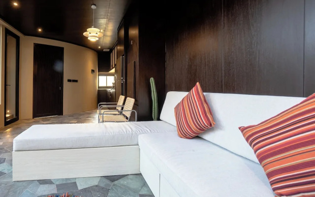 Sleepy Potato Villa By Zuzu