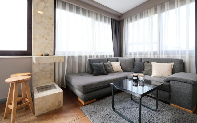 The Pera Hotel