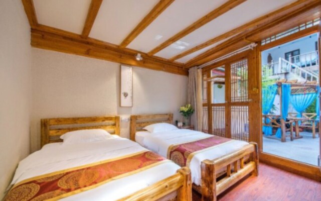 Yilanfenghua Hostel