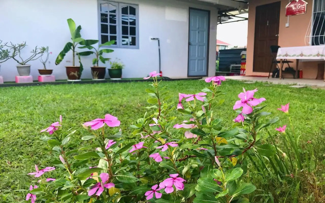 Merdeka Guest House 2