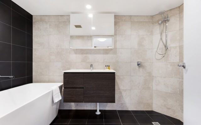 Woolloomooloo Modern Apartment 12 BRK