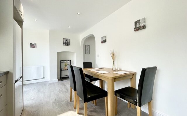 Worksop Newly Refurbished 2-bedroom House