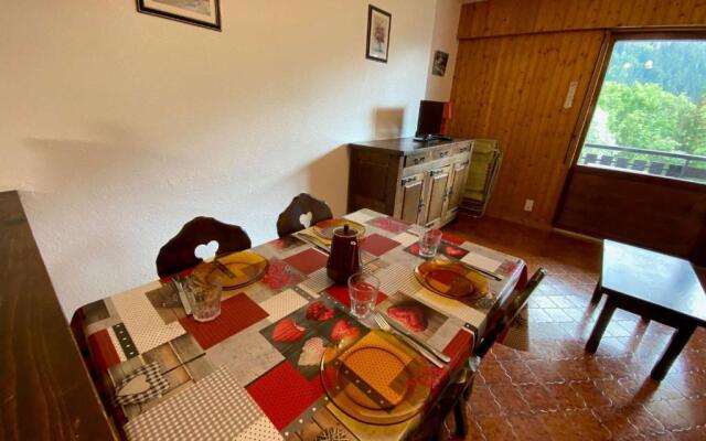 Appartement Le Grand-Bornand, 1 pièce, 4 personnes - FR-1-241-75