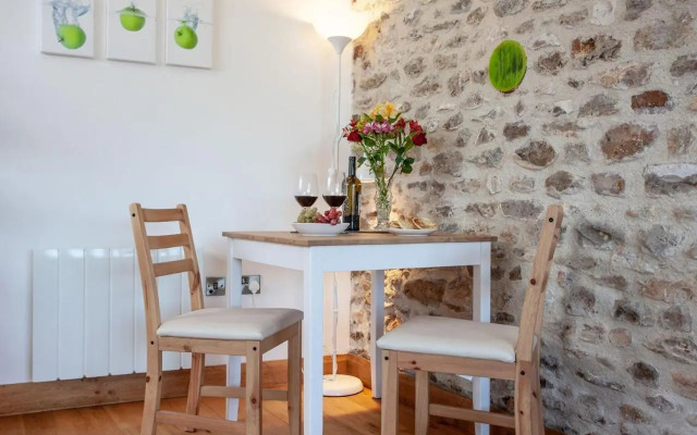 Old Orchard Barn - The Annexe