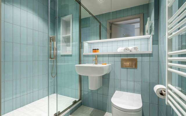 Spacious Flat in North London
