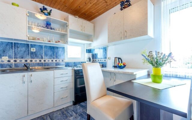 Awesome Home in Sevid With Wifi and 4 Bedrooms