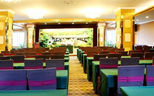 Tianfu Hotel