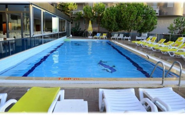 Comfort Ada Class Hotel