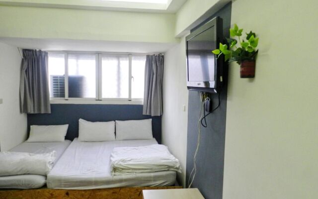 9527 Feng Chia hostel