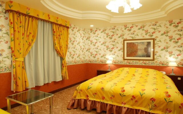 Osaka Palais de Fleurs – Adults Only