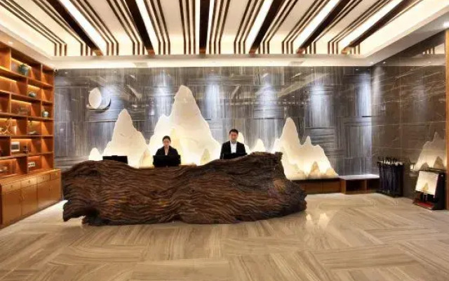 Bowring Light Hotel (Lingui New District Liangjiang Airport)