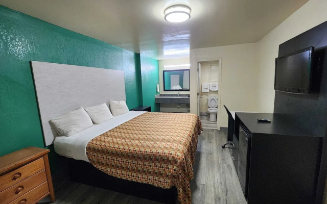 Green Garden Inn