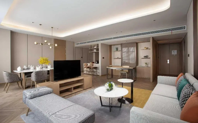 Holiday Inn Wuxi Central Station by IHG