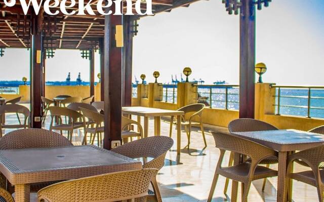 Amwaj Hotel