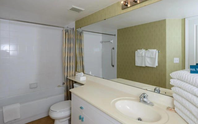 Discovery Beach Resort