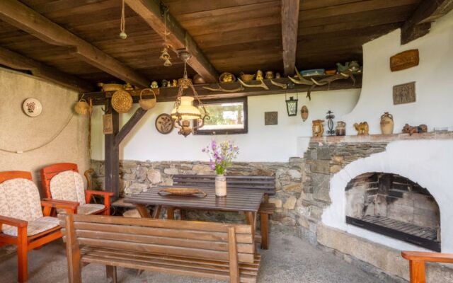 Újezd Svatého Kříže