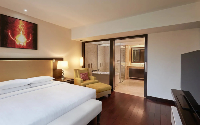 Courtyard by Marriott Mumbai International Airport